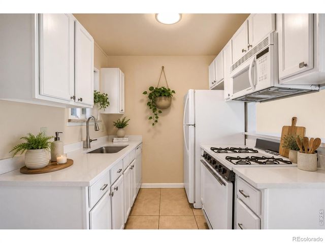 812 20th Street 8, Boulder, CO 80302