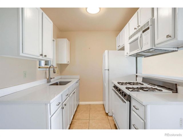 812 20th Street 8, Boulder, CO 80302
