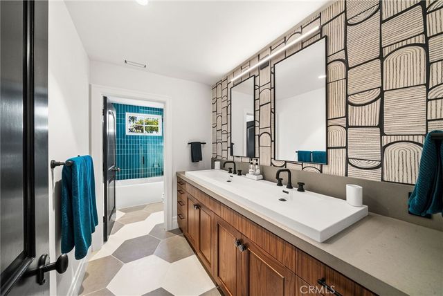 27501 Boothill Court, Laguna Hills, CA 92653