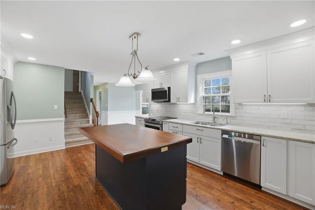 4517 Rothwell DR, Virginia Beach, VA 23456