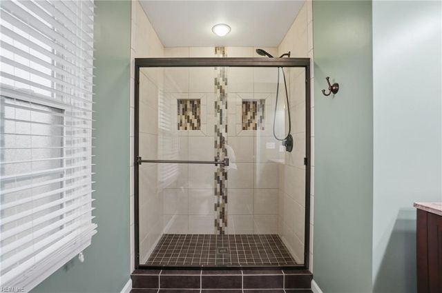 4517 Rothwell DR, Virginia Beach, VA 23456