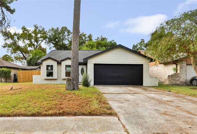 7018 Foxmar Lane, Humble, TX 77338