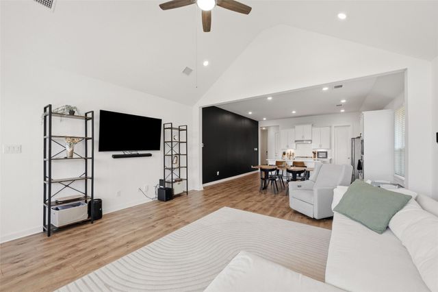 2309 Western View DR, Georgetown, TX 78626