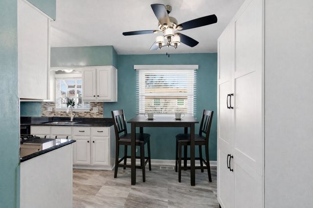 304 Jonquil Court, Aurora, IL 60504