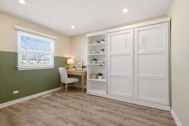 304 Jonquil Court, Aurora, IL 60504