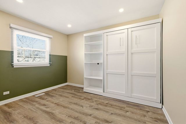 304 Jonquil Court, Aurora, IL 60504