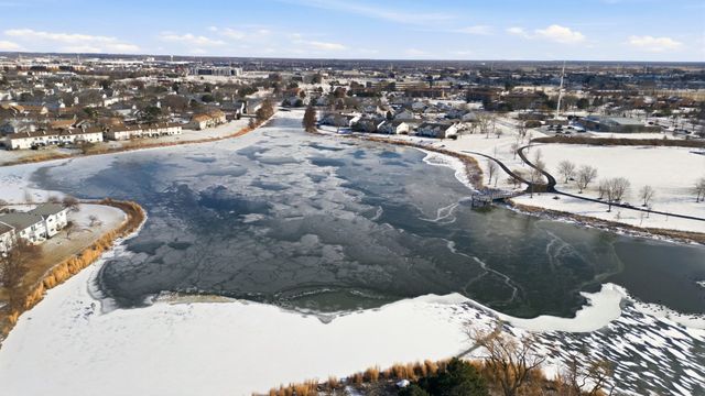 304 Jonquil Court, Aurora, IL 60504