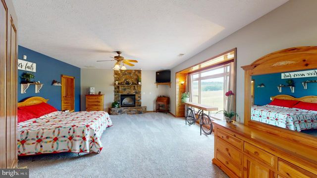 2810 DON MCCAULEY RD, Romney, WV 26757