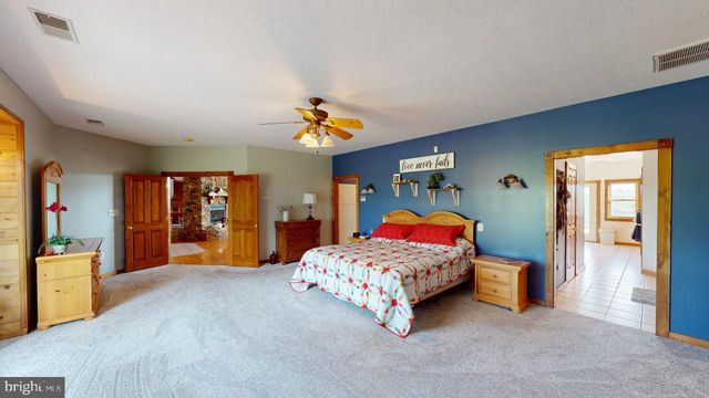 2810 DON MCCAULEY RD, Romney, WV 26757