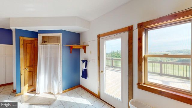 2810 DON MCCAULEY RD, Romney, WV 26757