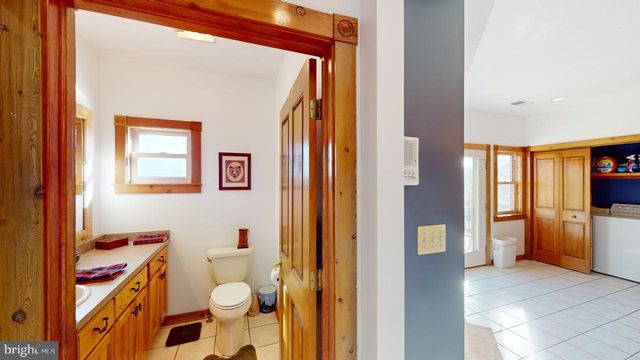 2810 DON MCCAULEY RD, Romney, WV 26757