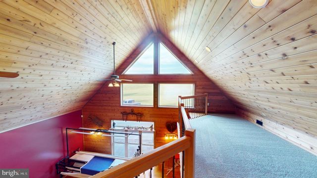 2810 DON MCCAULEY RD, Romney, WV 26757