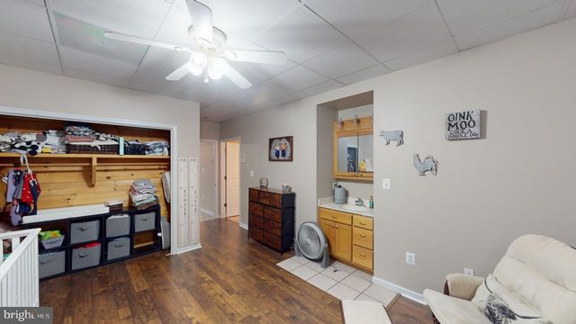 2810 DON MCCAULEY RD, Romney, WV 26757