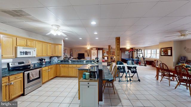 2810 DON MCCAULEY RD, Romney, WV 26757