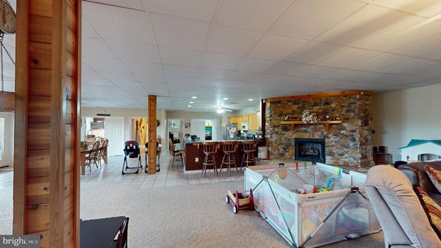 2810 DON MCCAULEY RD, Romney, WV 26757