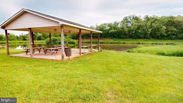 2810 DON MCCAULEY RD, Romney, WV 26757