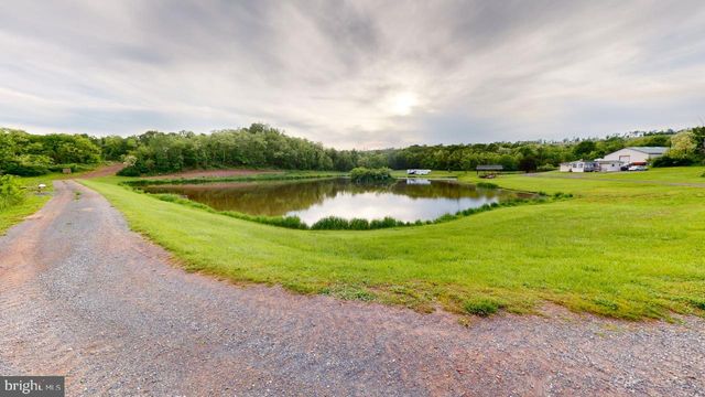 2810 DON MCCAULEY RD, Romney, WV 26757