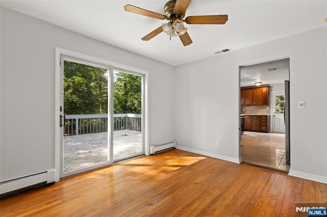 557 Monroe Court, River Edge, NJ 07661