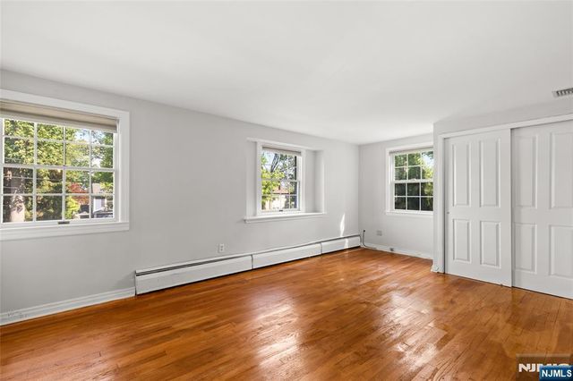 557 Monroe Court, River Edge, NJ 07661