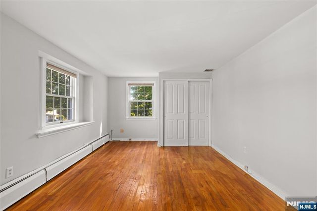 557 Monroe Court, River Edge, NJ 07661
