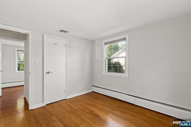 557 Monroe Court, River Edge, NJ 07661