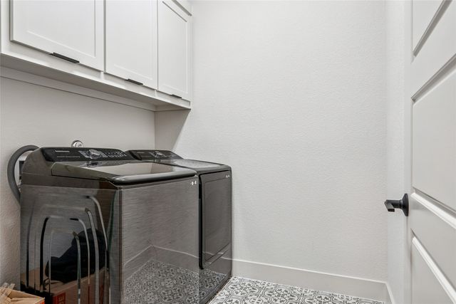 826 Townsman Court, Midlothian, TX 76065