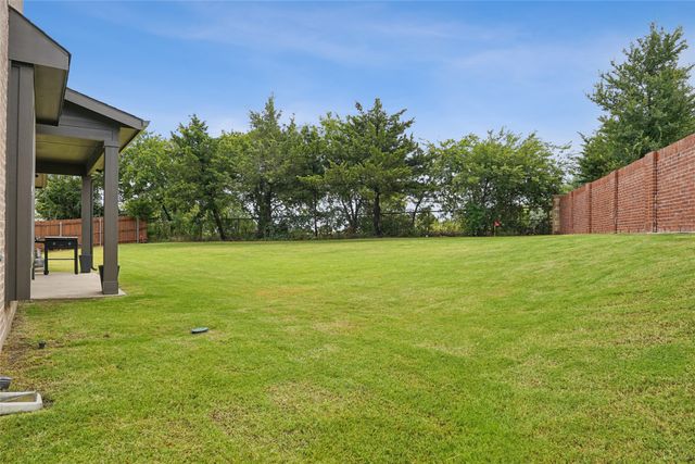 826 Townsman Court, Midlothian, TX 76065