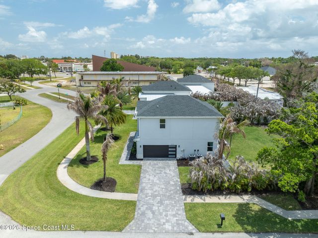 2093 Greenway Drive, Melbourne, FL 32901