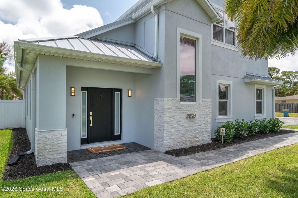 2093 Greenway Drive, Melbourne, FL 32901