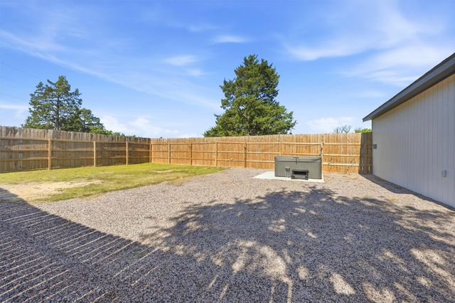 210 County Road 2184, Gainesville, TX 76240