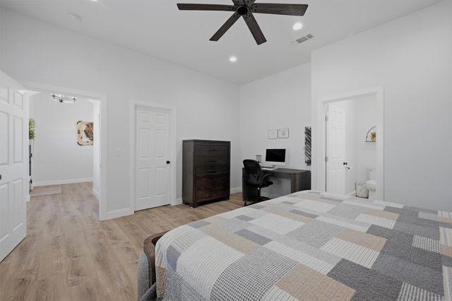 210 County Road 2184, Gainesville, TX 76240