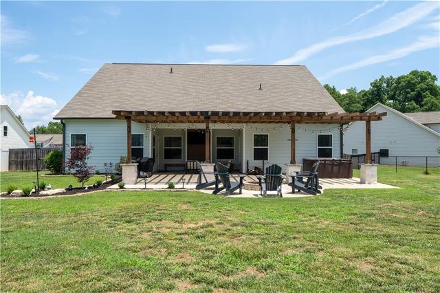 407 Glenn Trail, Winder, GA 30680
