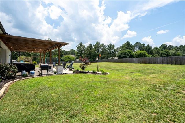 407 Glenn Trail, Winder, GA 30680