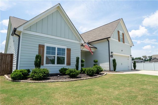 407 Glenn Trail, Winder, GA 30680