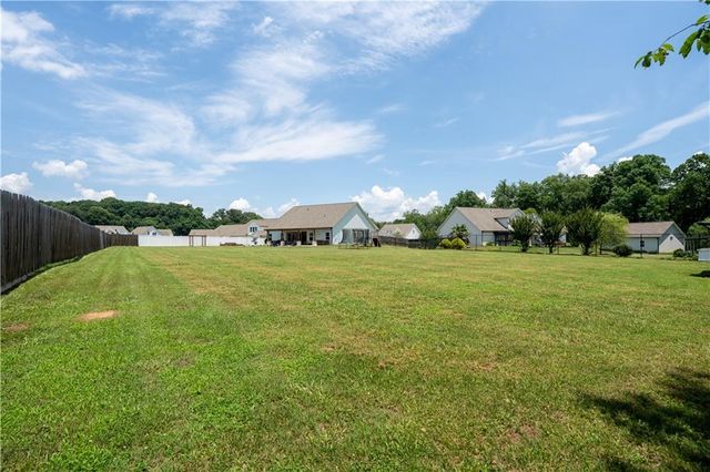 407 Glenn Trail, Winder, GA 30680