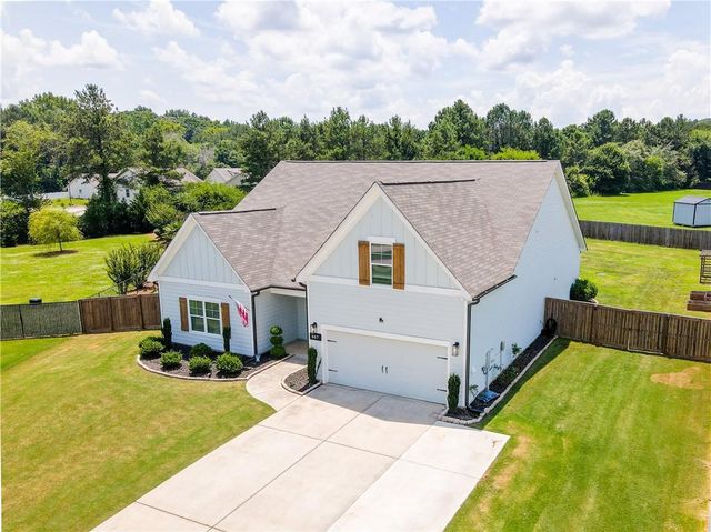 407 Glenn Trail, Winder, GA 30680