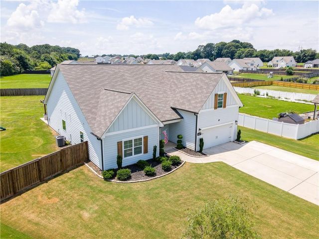 407 Glenn Trail, Winder, GA 30680