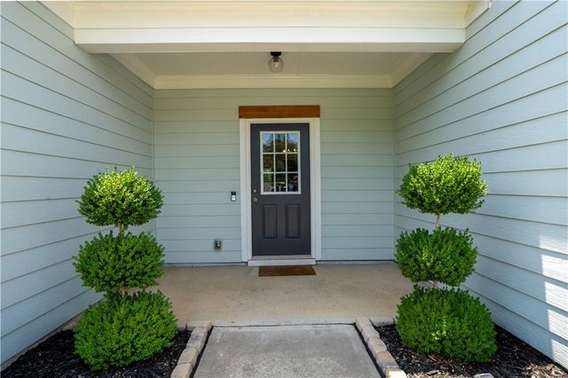 407 Glenn Trail, Winder, GA 30680