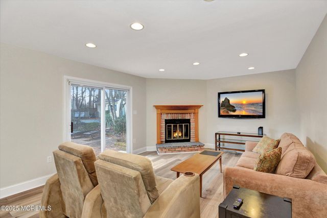 12 Margie Road, East Brunswick, NJ 08816