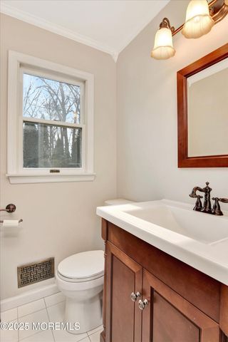 12 Margie Road, East Brunswick, NJ 08816