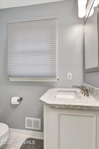 12 Margie Road, East Brunswick, NJ 08816