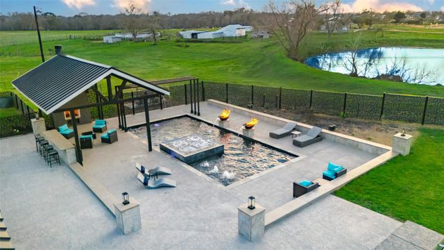 2485 County Road 203, East Bernard, TX 77435