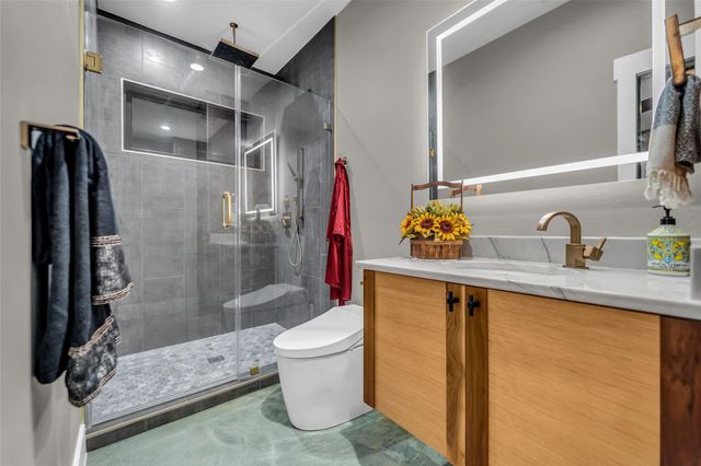 2485 County Road 203, East Bernard, TX 77435