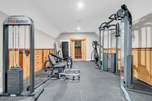 2485 County Road 203, East Bernard, TX 77435