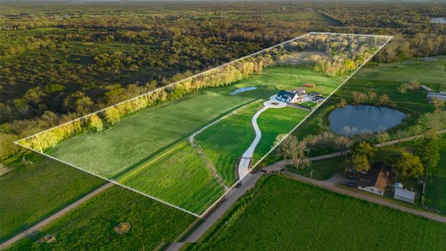 2485 County Road 203, East Bernard, TX 77435