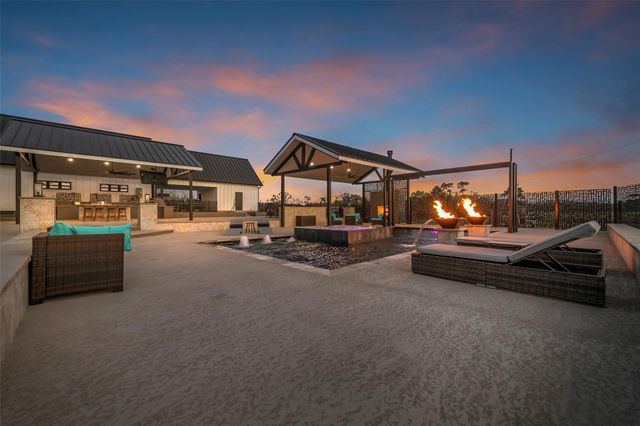 2485 County Road 203, East Bernard, TX 77435