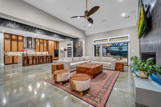 2485 County Road 203, East Bernard, TX 77435