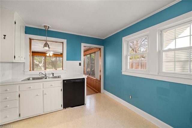 920 Bellview Street, Winston-salem, NC 27103