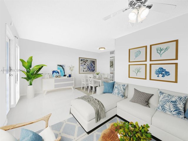 633 NE 21st Avenue 9B, Deerfield Beach, FL 33441