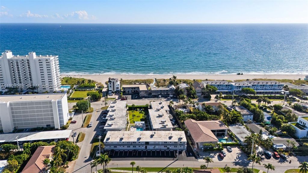 633 NE 21st Avenue 9B, Deerfield Beach, FL 33441